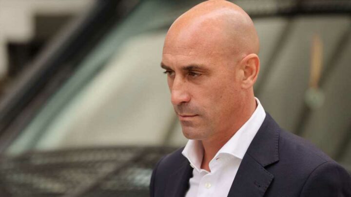 Kuss-Eklat: Luis Rubiales bekommt Kontaktverbot verordnet