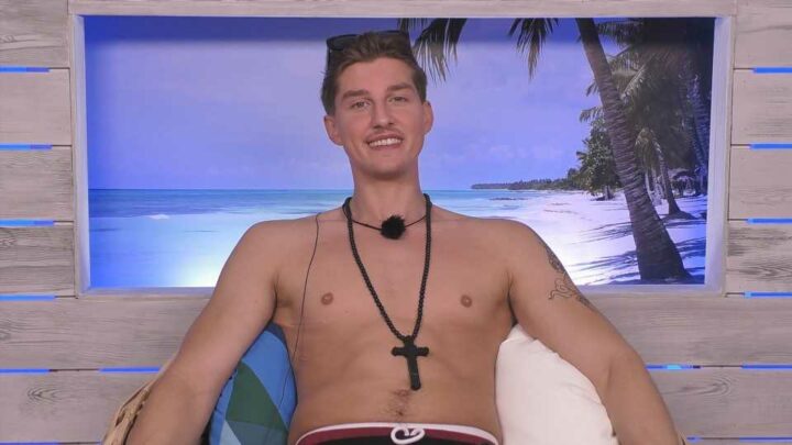 Was halten die Fans von "Love Island"-Hannes' Rap-Einlage?