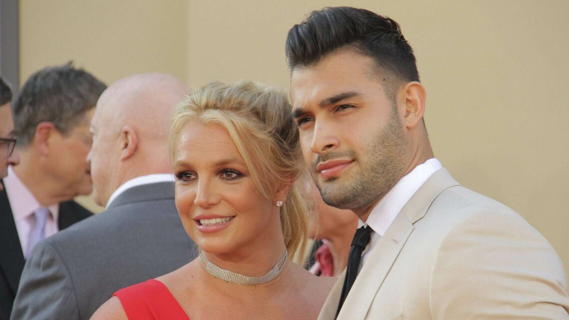 Britney Spears: Noch-Ehemann Sam Asghari steht ihr immer noch bei | InTouch