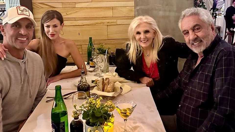 Geht da was? Mauricio Umansky mit Schauspielerin beim Dinner