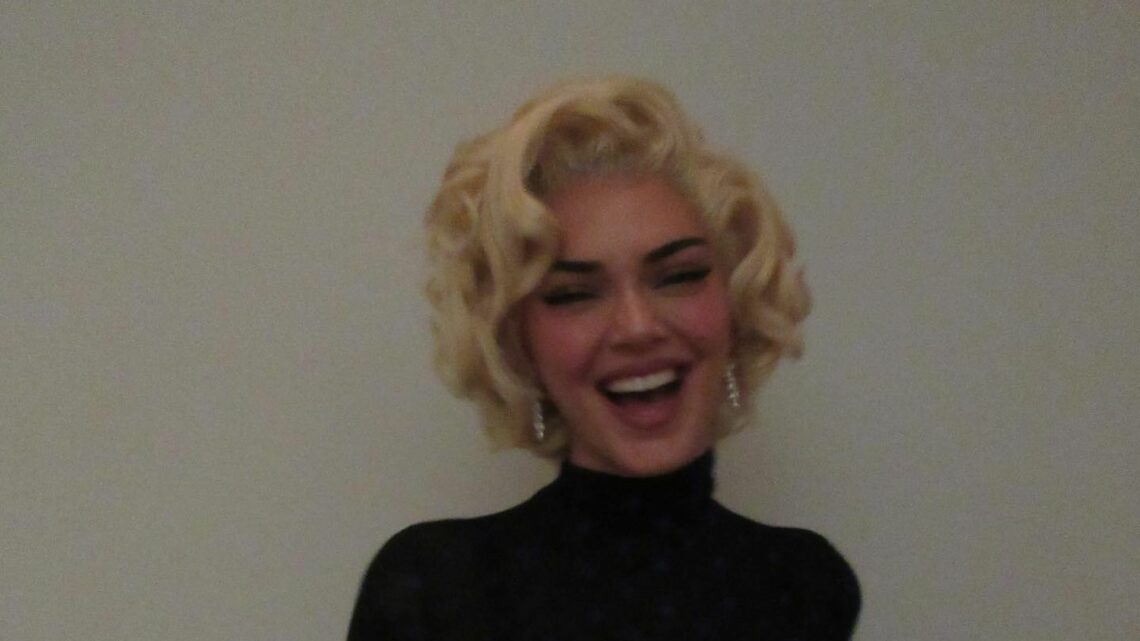 Genau wie Kim Kardashian! Kendall Jenner ehrt Marylin Monroe