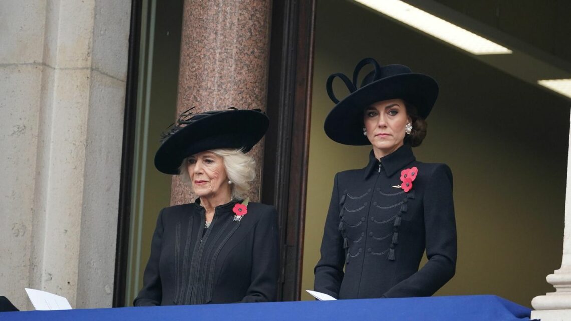 Trägt Kate hier nie gesehene Ohrringe von Queen Elizabeth II.?