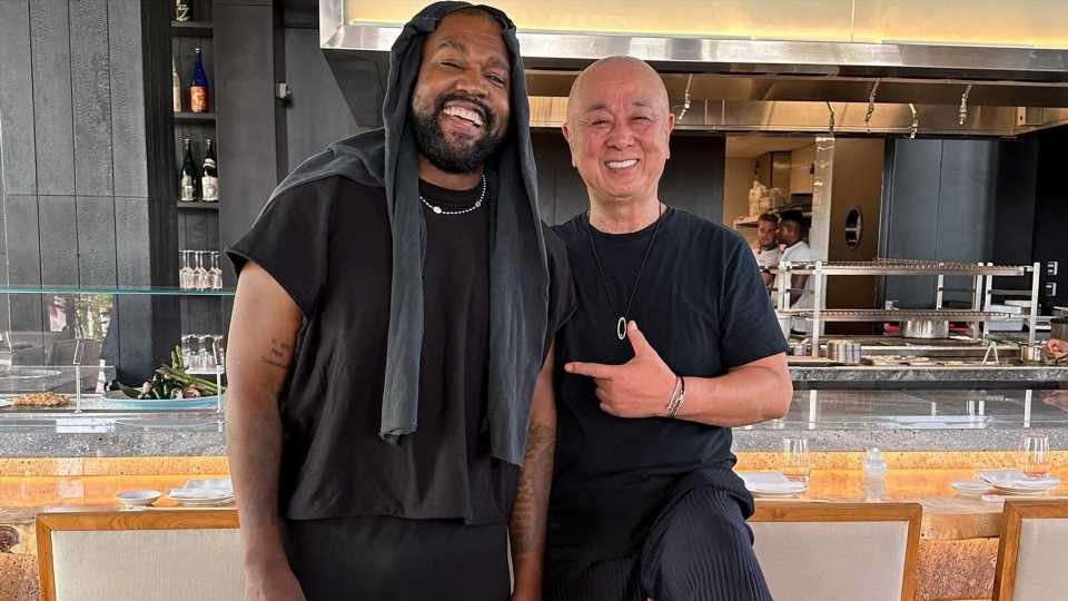 Trotz Trennungsgerüchten: Kanye West strahlend bei Dinner