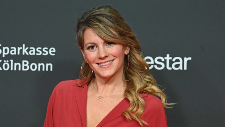 "Die Bergretter"-Star Luise Bähr verrät: So war es mit Heidi Klum zu drehen! | InTouch