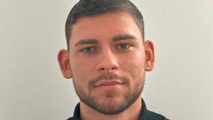 "Love Island"-Fabi hat sich einst die Ohren anlegen lassen